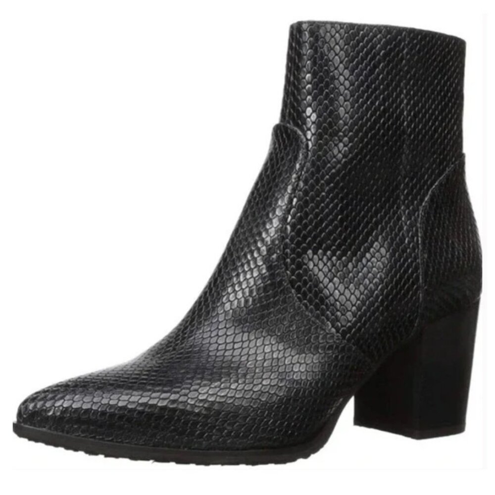 Blondo Tania Waterproof Leather Booties 5.5M